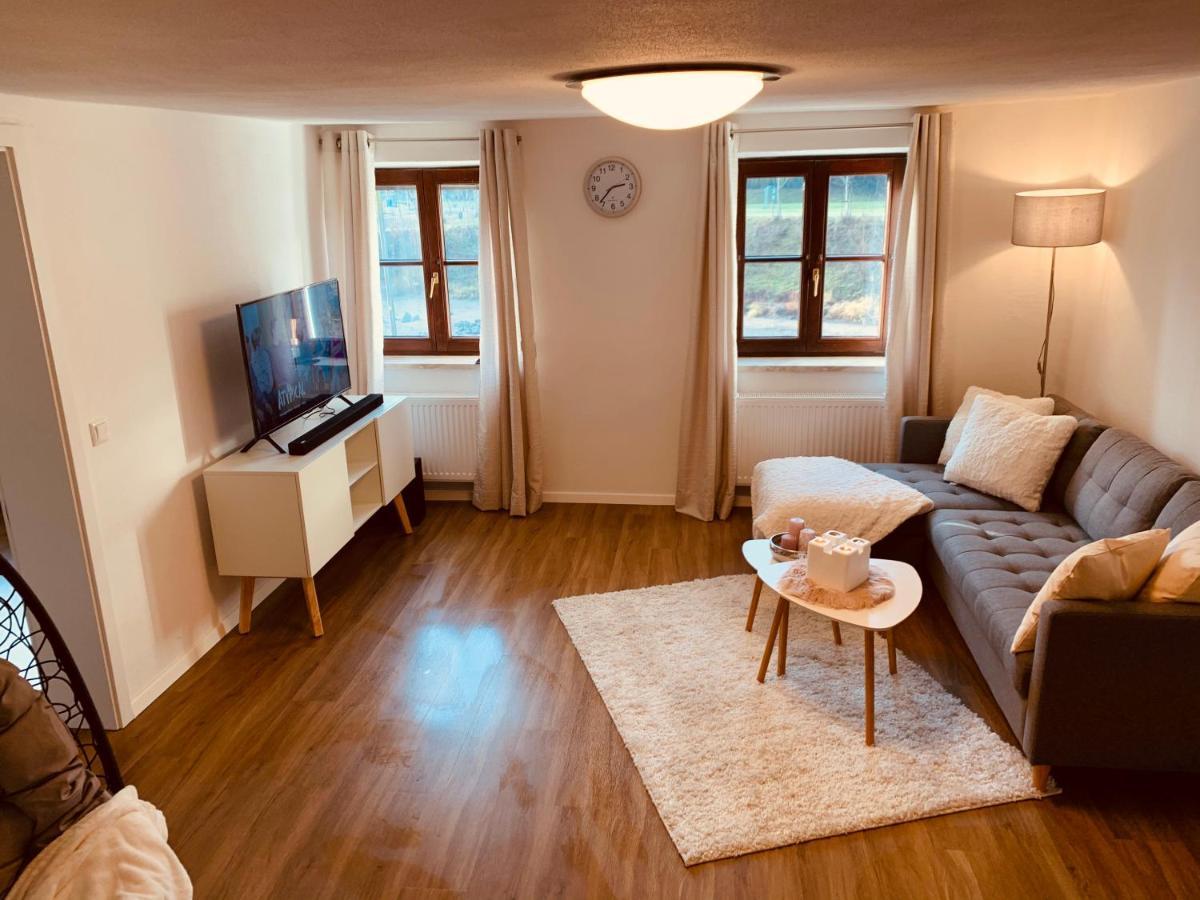 Felix Living 2, Cozy & Modern & Netflix Wohnung Mit Blick Ins Gruene Пасау Екстериор снимка